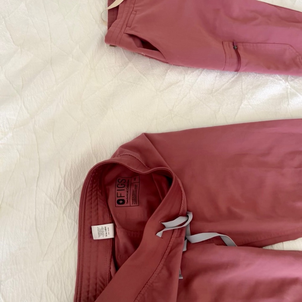 Figs mauve scrub pants. Price for both